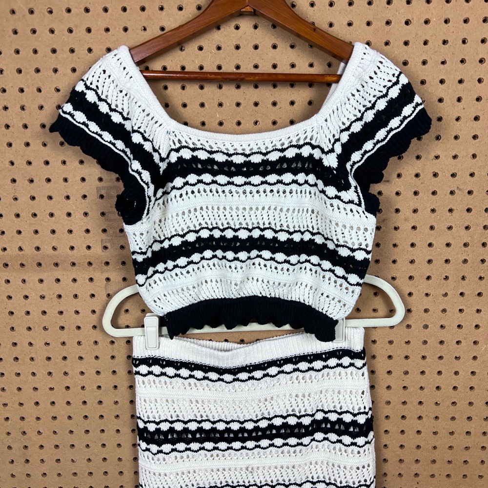 Freshman 1996 Crochet Slim Maxi Skirt and Crop Tank Striped Set Size Medium - Picture 4 of 13